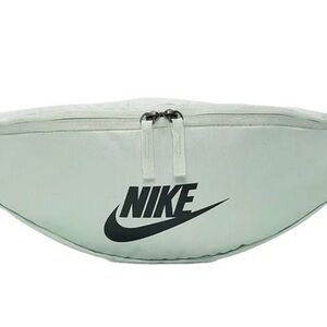 Nike Heritage Unisex Crossbody Belt Bag